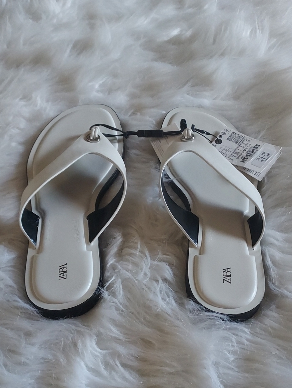 Zara Leather White Thong Sandals with Black Sole - Picture 10 of 12